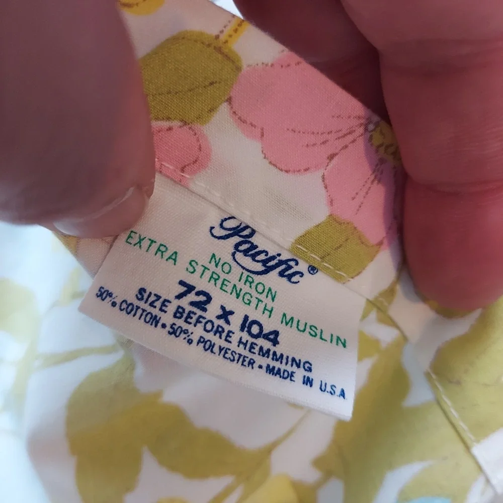 Vintage Pacific Colorful Floral Butterfly Muslin Flat & Fitted Sheet Set Twin US